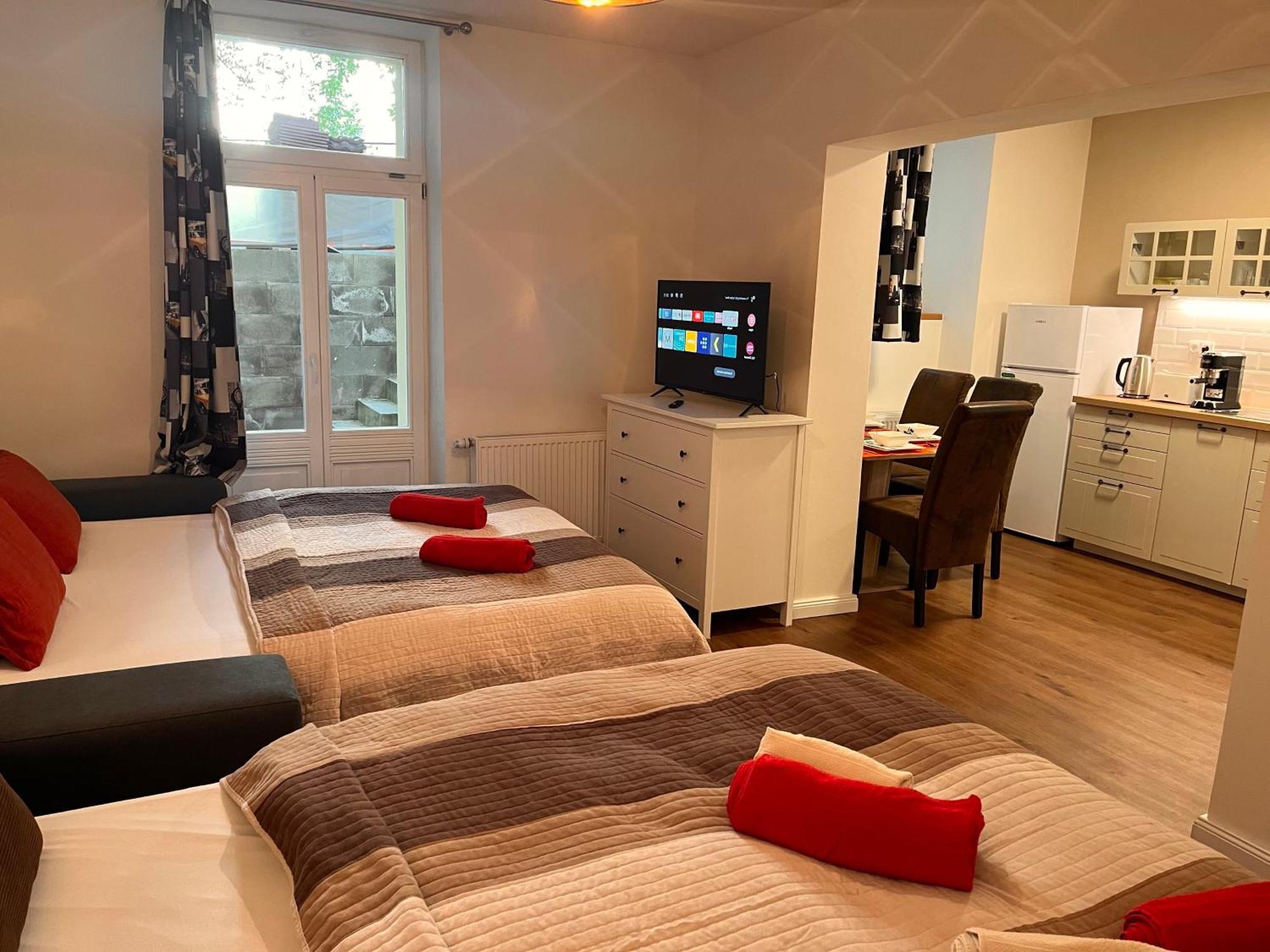 Amazing Apartment Zborovska Prague Luaran gambar